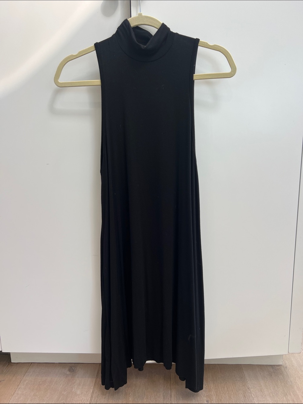 Sleeveless Black Mock Neck Midi Dress size S NWT